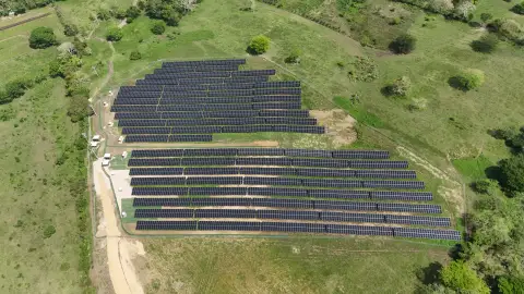 Granja solar - Piedras I y II (2 MW)